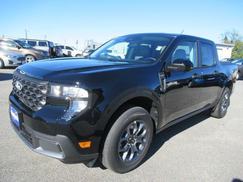 New 2025 Ford Maverick XLT w/ Equipment Group 301A image 1