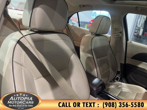 Used 2013 Chevrolet Malibu LT FWD image 11