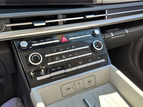 Certified 2026 Hyundai Santa Fe SE w/ Tow & Go Package image 22