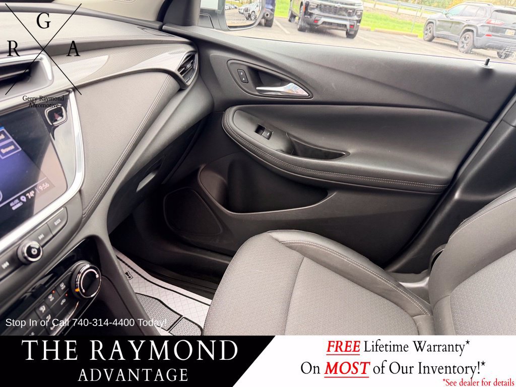 Used 2023 Buick Encore GX Preferred FWD image 30