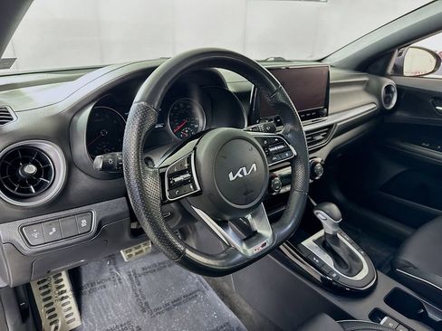 Used 2023 Kia Forte GT-Line w/ GT-Line Premium Package image 9