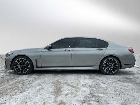 Used 2020 BMW 750i xDrive w/ M Sport Package image 6