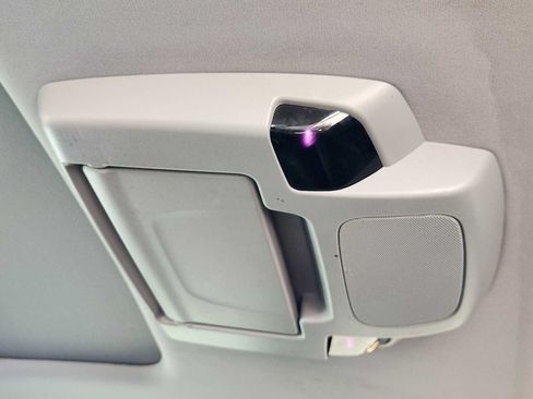 Used 2022 Honda Pilot Elite image 25