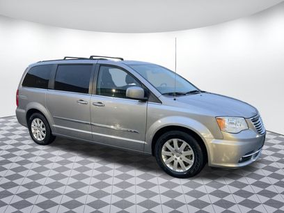 Used 2016 Chrysler Town & Country Touring