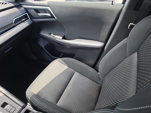 Used 2022 Mitsubishi Outlander ES FWD image 15