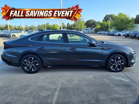 Used 2025 Hyundai Sonata SEL FWD image 6
