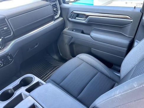 Used 2022 Chevrolet Silverado 1500 LT image 16