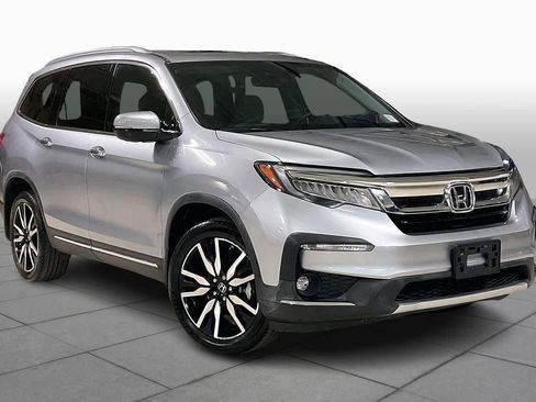 Used 2019 Honda Pilot Touring image 2