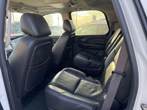 Used 2014 GMC Yukon Denali image 8