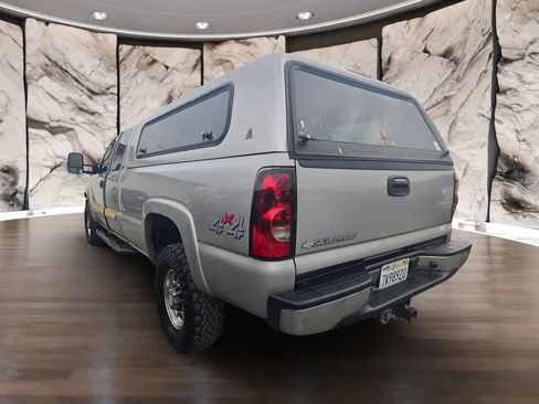 Used 2007 Chevrolet Silverado 2500 LT w/ Heavy-Duty Power Package image 6