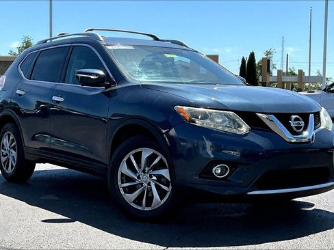 Used 2015 Nissan Rogue SL w/ SL Premium Package FWD image 3