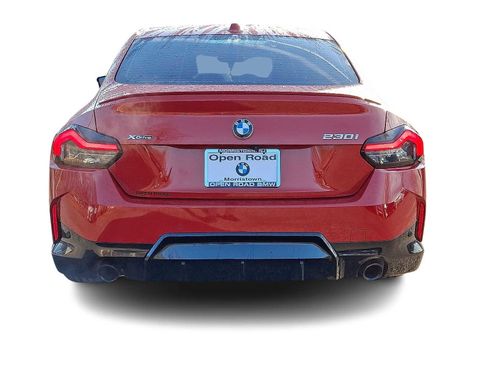 Used 2023 BMW 230i xDrive Coupe w/ Premium Package image 5
