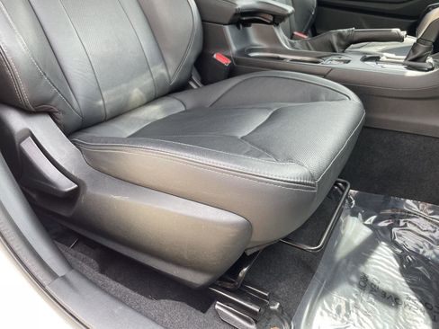 Used 2017 Subaru Impreza 2.0i Limited w/ Moonroof/BSD & Rcta/Eyesight AWD/4WD image 3