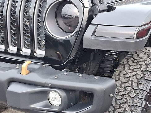 Used 2022 Jeep Wrangler Unlimited Rubicon image 12