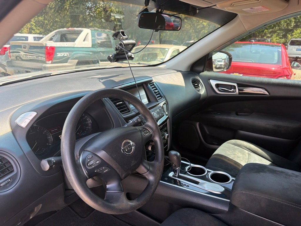 Used 2015 Nissan Pathfinder S FWD image 15