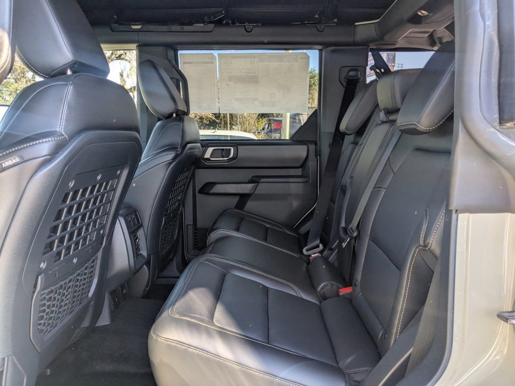 New 2025 Ford Bronco Badlands AWD/4WD image 16