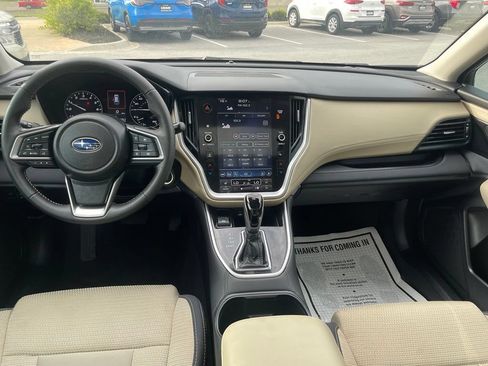 Used 2025 Subaru Outback Premium AWD/4WD image 20