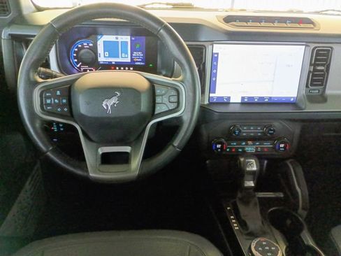 Used 2021 Ford Bronco First Edition AWD/4WD image 42