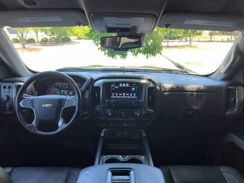 Used 2018 Chevrolet Silverado 1500 LTZ Z71 w/ LTZ Plus Package AWD/4WD image 26