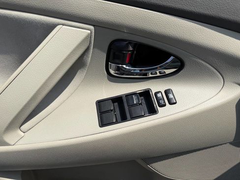 Used 2009 Toyota Camry image 13