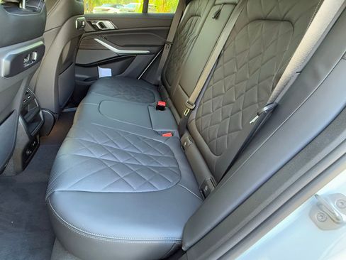 New 2026 BMW X5 sDrive40i image 27