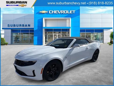 Used 2023 Chevrolet Camaro LT image 1