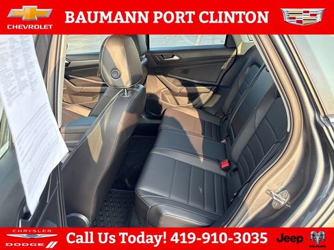 Used 2022 Volkswagen Jetta SE FWD image 25