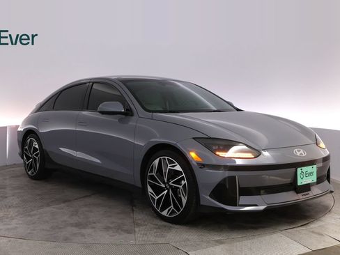 Used 2024 Hyundai Ioniq 6 Limited RWD image 13