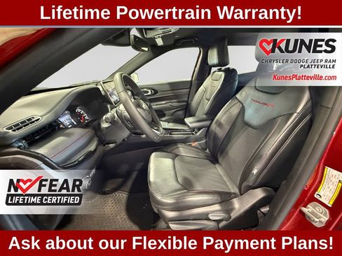 Used 2025 Jeep Compass Trailhawk AWD/4WD image 21