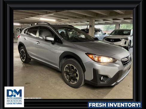 Used 2022 Subaru Crosstrek 2.0i Premium w/ Moonroof Package AWD/4WD image 1