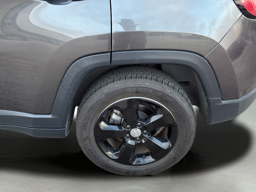 Used 2018 Jeep Compass Latitude w/ Popular Equipment Group FWD image 40