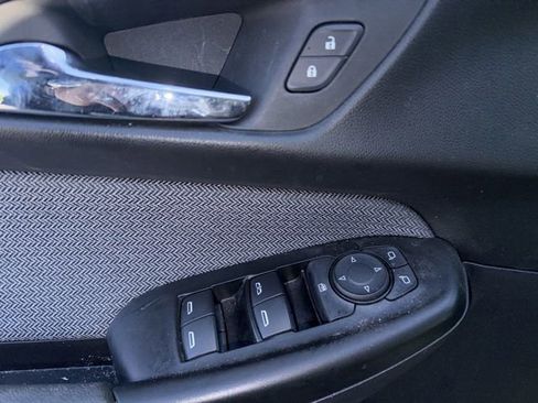Used 2024 Chevrolet TrailBlazer LT w/ LT Cold Weather Package FWD image 22