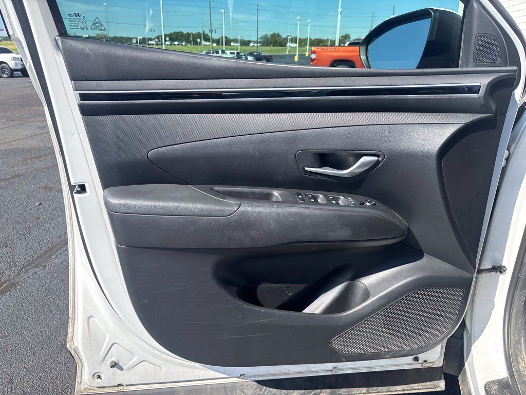 Used 2022 Hyundai Tucson Blue AWD/4WD image 8