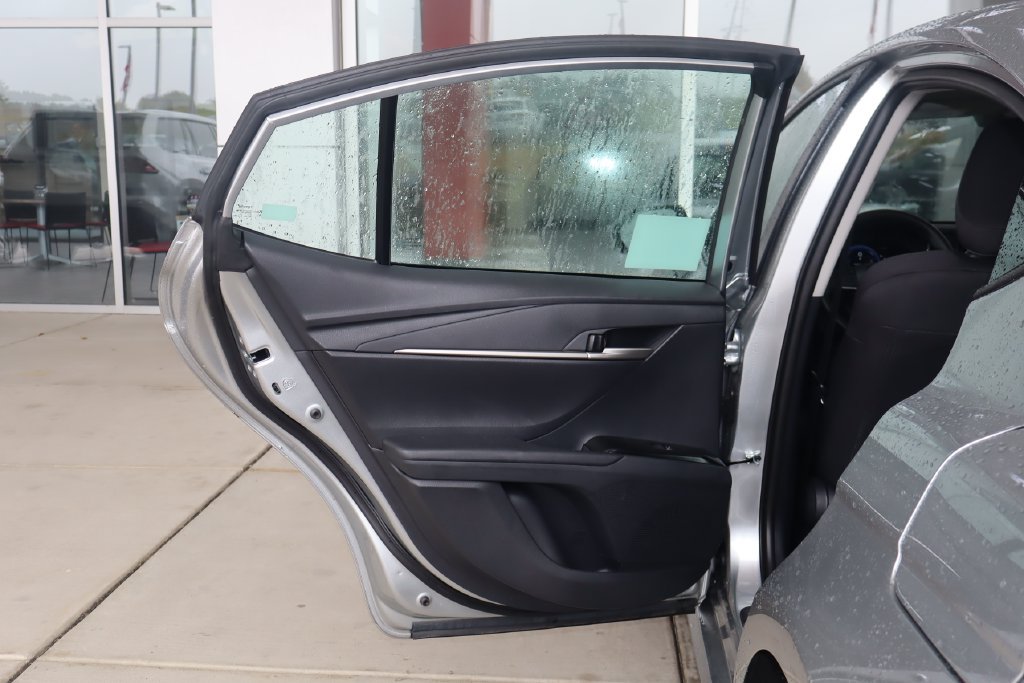 Used 2026 Toyota Camry LE FWD image 31