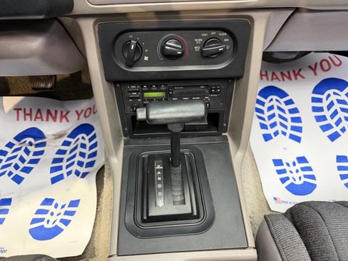 Used 1992 Ford Mustang LX RWD image 39
