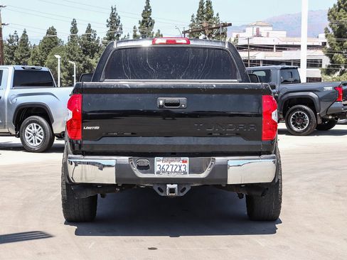Used 2017 Toyota Tundra SR5 RWD image 6