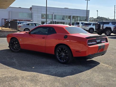 Used 2021 Dodge Challenger R/T Scat Pack RWD image 5