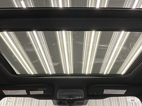 Used 2025 Ford F250 Platinum image 36