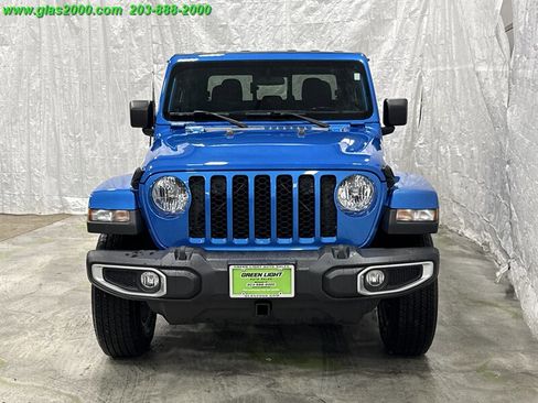 Used 2022 Jeep Gladiator Sport image 20