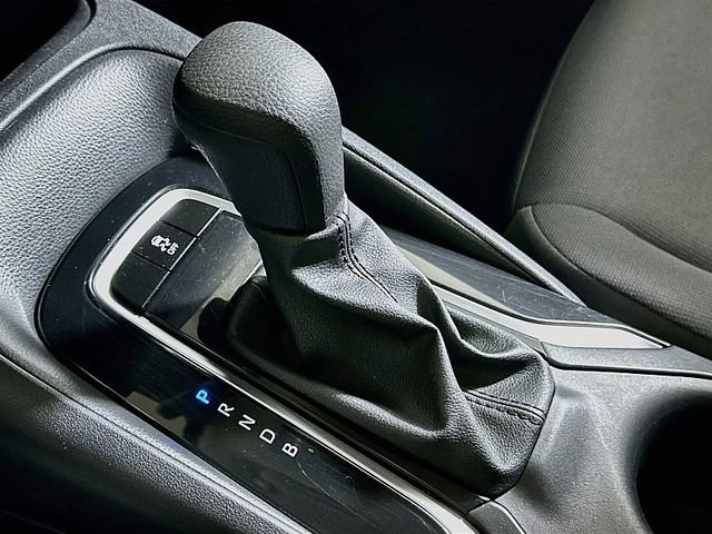 Used 2024 Toyota Corolla LE FWD image 17