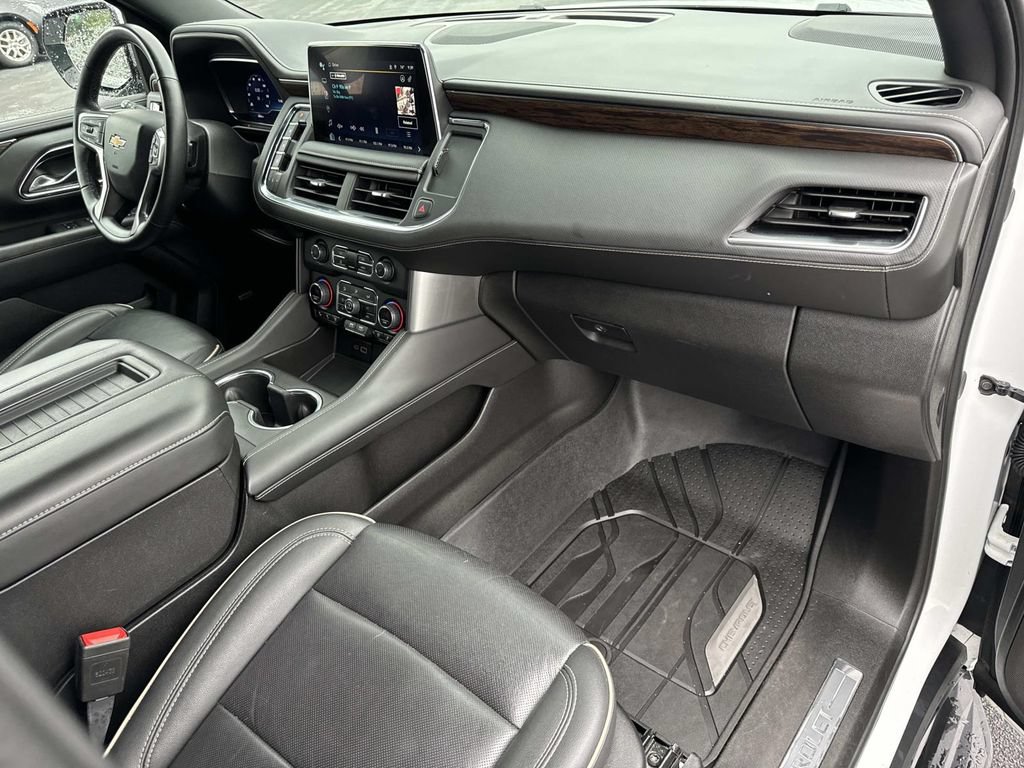 Used 2024 Chevrolet Tahoe Premier AWD/4WD image 29