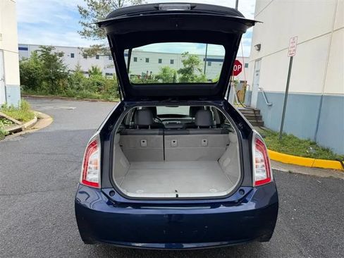 Used 2015 Toyota Prius Persona Series FWD image 32