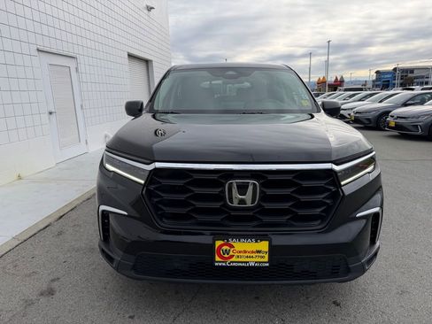 Used 2023 Honda Pilot LX image 8
