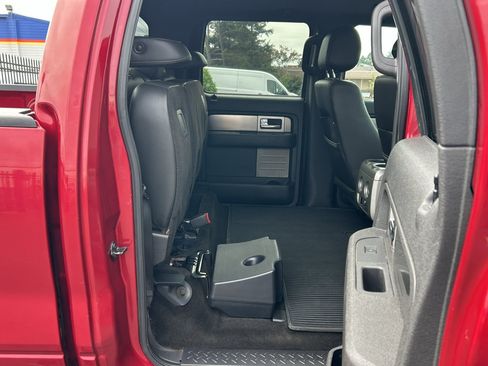 Used 2014 Ford F150 FX4 w/ Equipment Group 402A Luxury AWD/4WD image 32