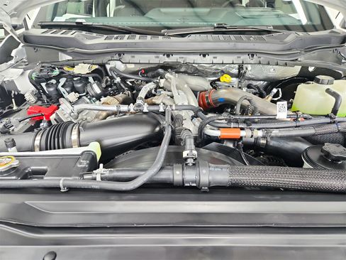 New 2026 Ford F250 Platinum image 17