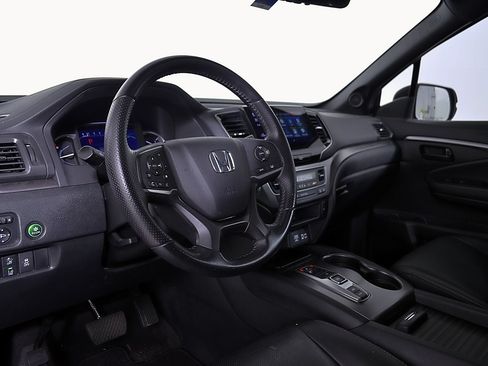 Used 2023 Honda Passport EX-L image 14