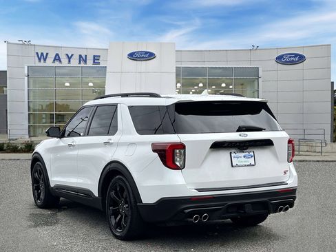 Certified 2021 Ford Explorer ST w/ Equipment Group 401A image 4