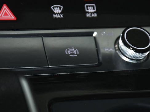 Used 2025 Audi SQ7 Premium Plus image 41