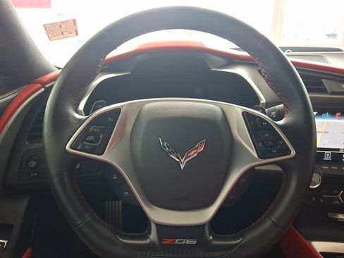 Used 2016 Chevrolet Corvette Z06 w/ 3LZ Preferred Equipment Group RWD image 17