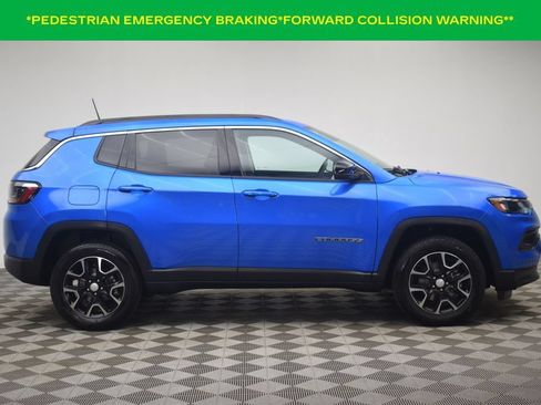 Used 2022 Jeep Compass Latitude AWD/4WD image 15
